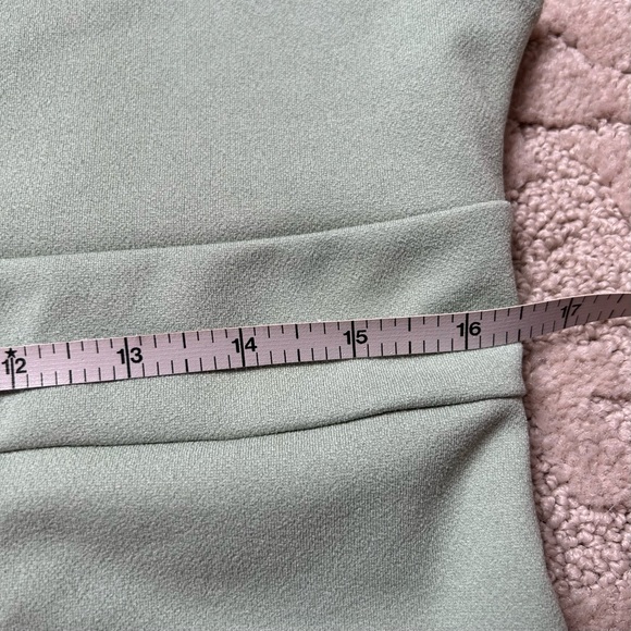 NWT Nasty Gal Green Plunging V-Neck Dress Size 12 US - Picture 8 of 9